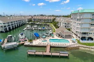 9201 Captiva Cir, Saint Pete Beach, FL 33706 - Photo 3