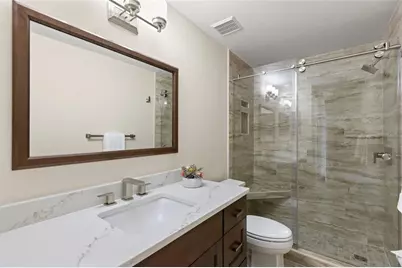 9201 Captiva Circle, Saint Pete Beach, FL 33706 - Photo 29