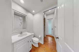 5417 Tybee Island Dr, Apollo Beach, FL 33572 - Photo 51