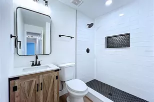 6602 Winding Brook Dr, New Port Richey, FL 34655 - Photo 23