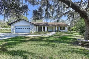 6602 Winding Brook Dr, New Port Richey, FL 34655 - Photo 1
