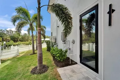 6520 Simone Shores Circle, Apollo Beach, FL 33572 - Photo 77