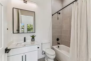 1218 E Kay St, Tampa, FL 33602 - Photo 17