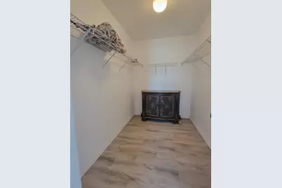 3538 65th Avenue Circle E, Sarasota, FL 34243 - Photo 15