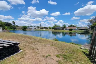 3538 65th Ave Cir E, Sarasota, FL 34243 - Photo 23