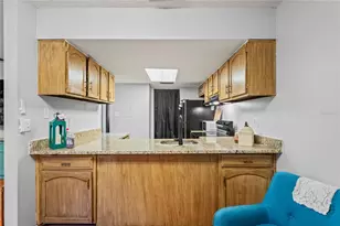 802 Antler Ct, Brandon, FL 33511 - Photo 7