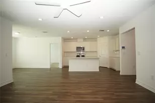 9512 Summers Cay Cir, Thonotosassa, FL 33592 - Photo 11