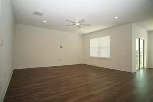 9512 Summers Cay Cir, Thonotosassa, FL 33592 - Photo 5