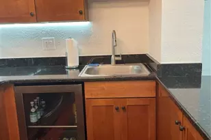 210 5th Ave S, Saint Petersburg, FL 33701 - Photo 9