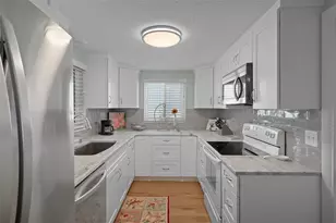 15713 Century Dr, Hudson, FL 34667 - Photo 9