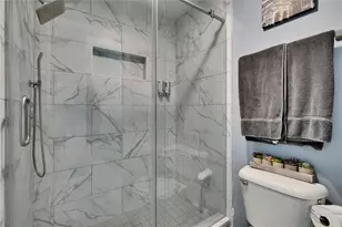 2435 Edgewater Falls Dr, Brandon, FL 33511 - Photo 23