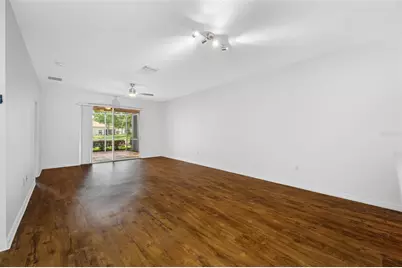 10255 Devonshire Lake Drive, Tampa, FL 33647 - Photo 15