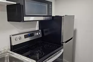 10104 Loetscher Ln, Lithia, FL 33547 - Photo 3