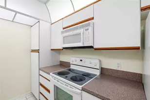 3211 W Swann Ave, Tampa, FL 33609 - Photo 17