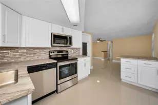 9100 Lunar Ln, Port Richey, FL 34668 - Photo 17