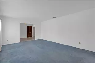 7002 Doreen St, Tampa, FL 33617 - Photo 5