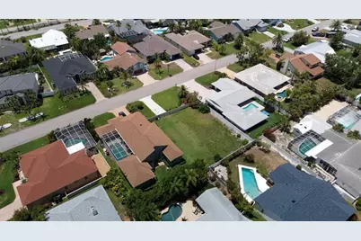 343 7th Avenue N, Saint Petersburg, FL 33715 - Photo 7