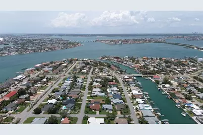 343 7th Avenue N, Saint Petersburg, FL 33715 - Photo 19