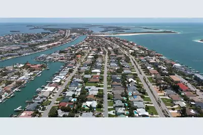 343 7th Avenue N, Saint Petersburg, FL 33715 - Photo 1