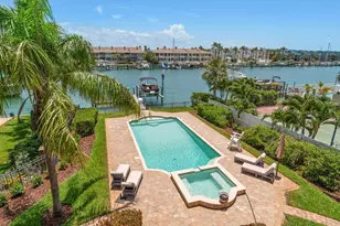 841 Ponce De Leon Dr, Saint Petersburg, FL 33715 - Photo 19