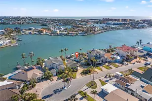 17077 Dolphin Dr, North Redington Beach, FL 33708 - Photo 17