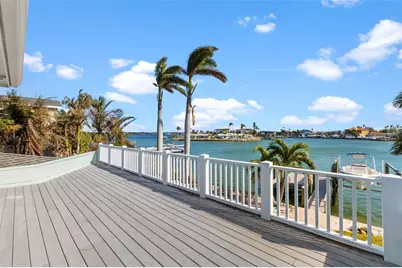 17077 Dolphin Drive, North Redington Beach, FL 33708 - Photo 15