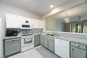 2733 Conch Hollow Dr, Brandon, FL 33511 - Photo 5