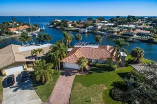 2096 Massachusetts Ave NE, Saint Petersburg, FL 33703 - Photo 45