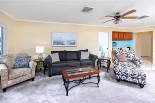 2096 Massachusetts Ave NE, Saint Petersburg, FL 33703 - Photo 23