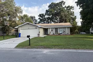 2123 Woodburn Loop S, Lakeland, FL 33813 - Photo 1