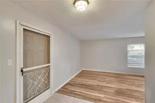 125 Picardy Villa Cir, Brandon, FL 33510 - Photo 3