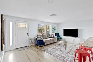 13704 Veronica Dr, Hudson, FL 34667 - Photo 5