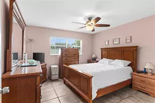 7276 21st St N, Saint Petersburg, FL 33702 - Photo 17