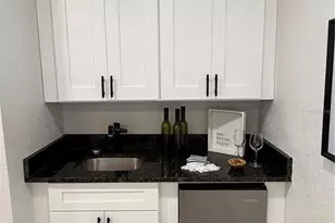 539 Freeport Ave N, Saint Petersburg, FL 33702 - Photo 47