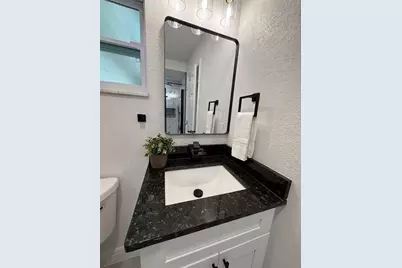 539 Freeport Avenue N, Saint Petersburg, FL 33702 - Photo 31