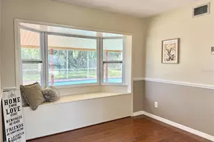 2523 Krueger Ln, Tampa, FL 33618 - Photo 11