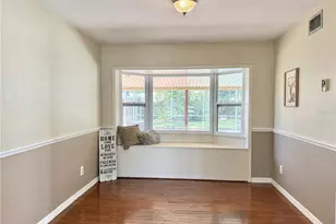2523 Krueger Ln, Tampa, FL 33618 - Photo 9