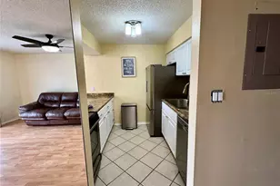 4215 E Bay Dr, Clearwater, FL 33764 - Photo 7