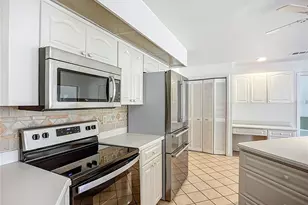 8822 Misty Creek Dr, Sarasota, FL 34241 - Photo 13