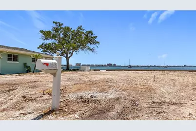 4771 Baywood Point Drive S, Gulfport, FL 33711 - Photo 33