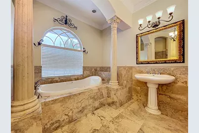 27511 Hialeah Way, Wesley Chapel, FL 33544 - Photo 39