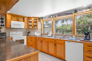 20165 SE 115th Ave, Inglis, FL 34449 - Photo 17