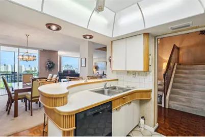 7400 Sun Island Drive S #802, South Pasadena, FL 33707 - Photo 19