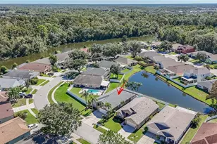 27621 Sugar Loaf Dr, Wesley Chapel, FL 33544 - Photo 17