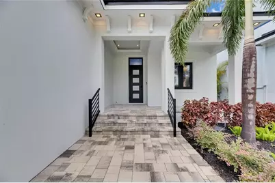 6528 Simone Shores Circle, Apollo Beach, FL 33572 - Photo 13