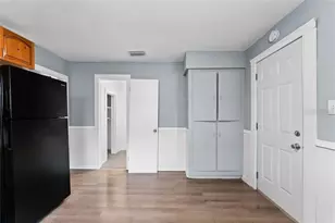 2320 W Walnut St, Tampa, FL 33607 - Photo 11