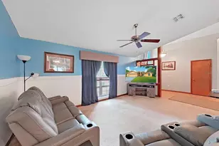 13094 Huntington Woods Ave, Spring Hill, FL 34609 - Photo 7