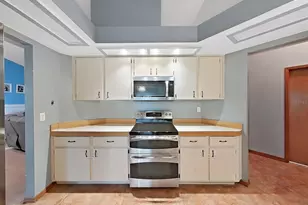 13094 Huntington Woods Ave, Spring Hill, FL 34609 - Photo 11