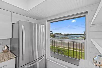 105 Island Way #126, Clearwater Beach, FL 33767 - Photo 7