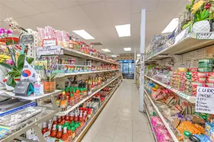 1751 E Edgewood Dr, Lakeland, FL 33803 - Photo 9